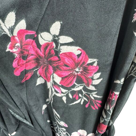 Nanette Lepore Black Floral Plush Soft Belted Bath Robe Pockets Size L - Picture 3 of 6